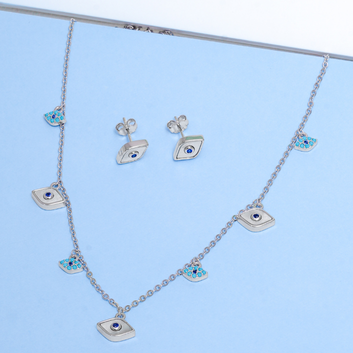 Hiraola's Product Image