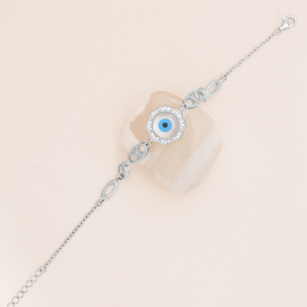 Hiraola's Product Image