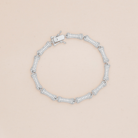 Hiraola's Product Image