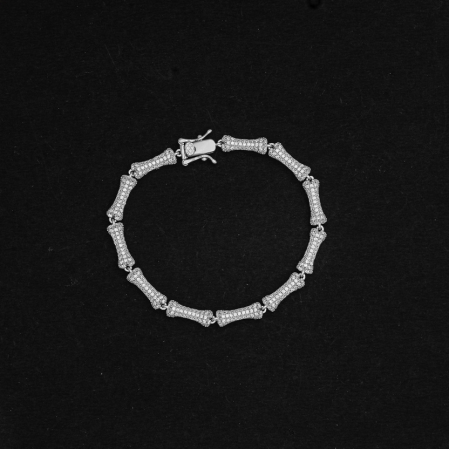 Hiraola's Product Image