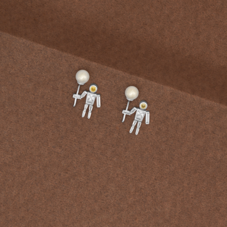 Hiraola's Product Image