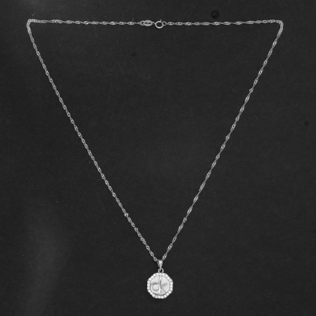 Hiraola's Product Image