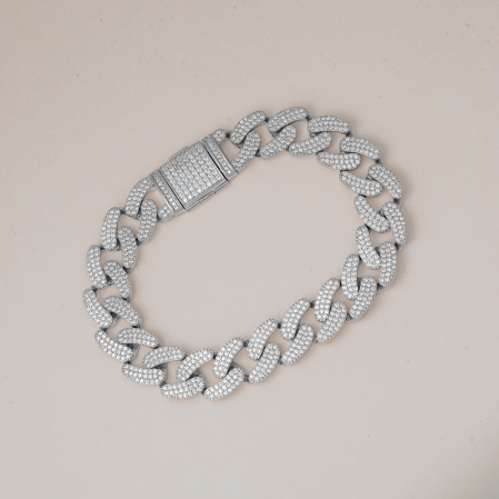 Hiraola's Product Image