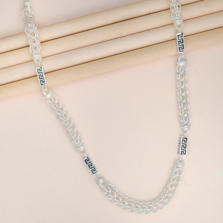 Hiraola's Product Image