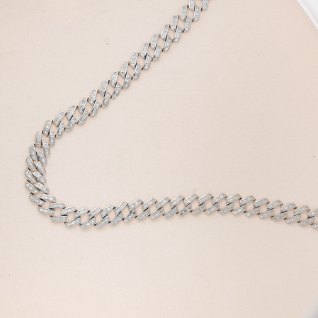 Hiraola's Product Image