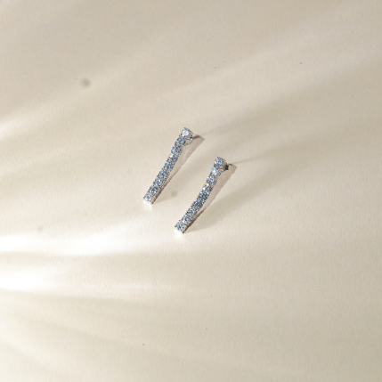 Hiraola's Product Image