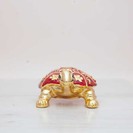 Hiraola's Product Image