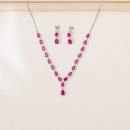 Hiraola's Product Image