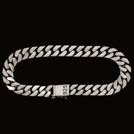 Hiraola's Product Image