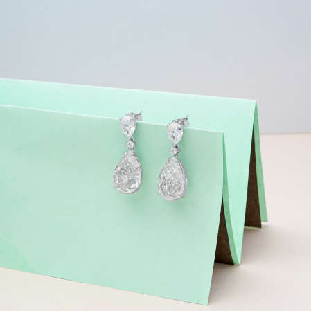 Hiraola's Product Image