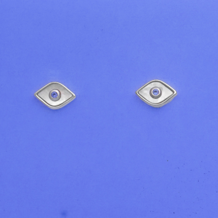 Hiraola's Product Image