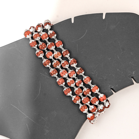 Hiraola's Product Image