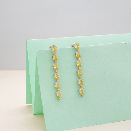 Hiraola's Product Image