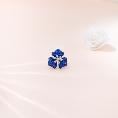 Hiraola's Product Image