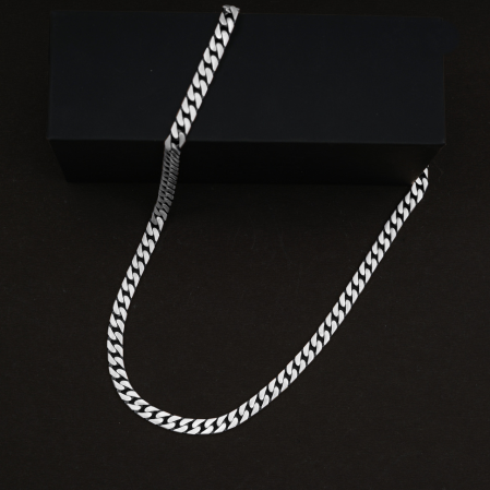 Hiraola's Product Image