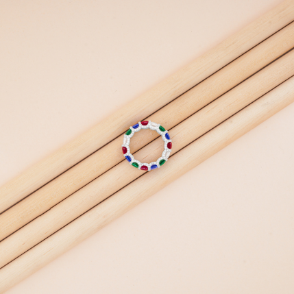 Hiraola's Product Image