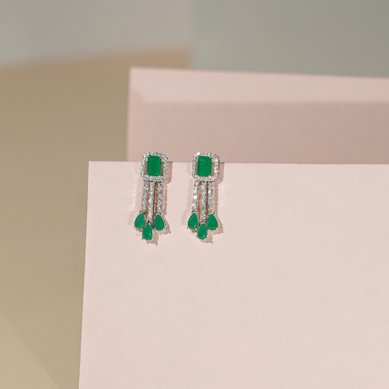 Hiraola's Product Image