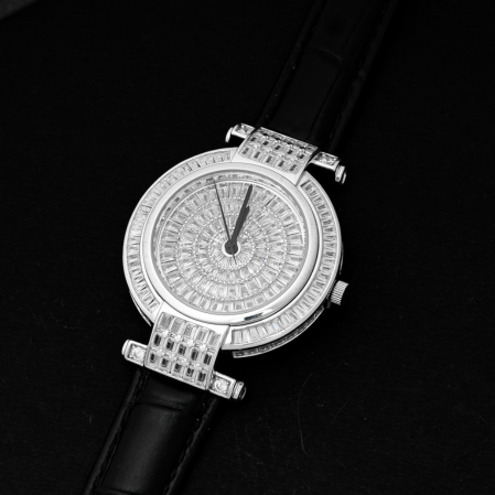 Hiraola's Product Image