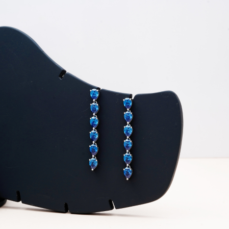 Hiraola's Product Image