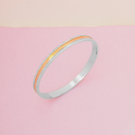 Hiraola's Product Image