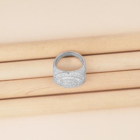 Hiraola's Product Image