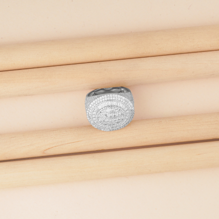 Hiraola's Product Image